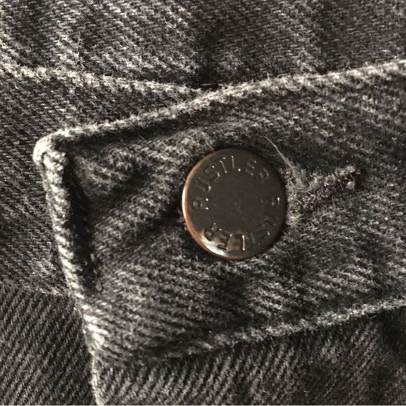 Vintage Rustler Washed Black Denim Cutoff Shorts Size L/34" Waist EUC - Picture 3 of 10